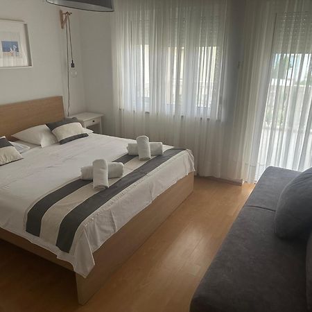 Apartmani Mira 沃迪切 外观 照片