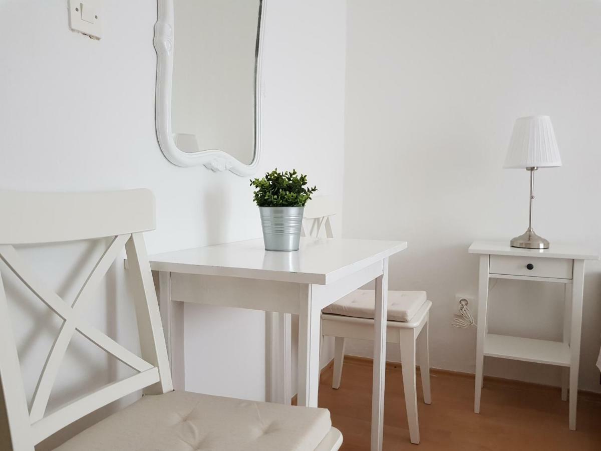 Apartmani Mira 沃迪切 外观 照片